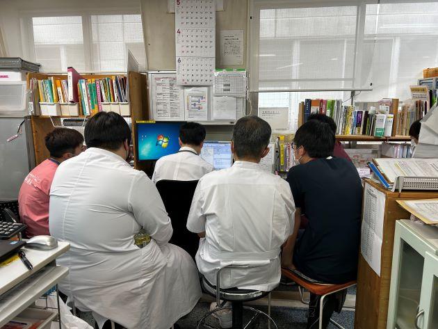 医学生が実習に来ました。